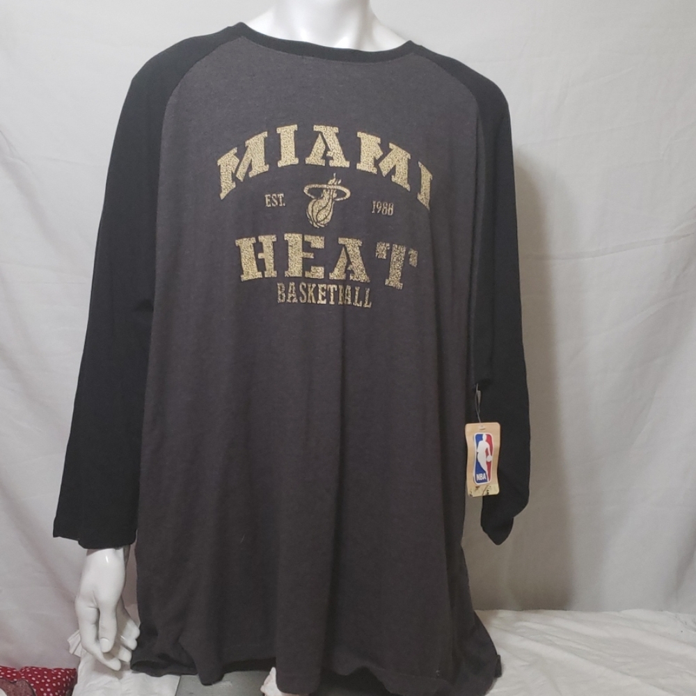 NWT BIG&TALL NBA MIAMI HEAT SHIRT